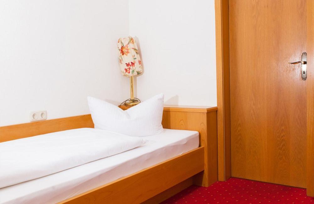 Gasthaus Zur Post Waal Bagian luar foto
